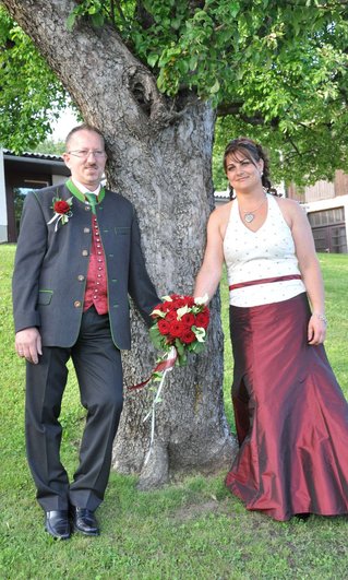 Hochzeitstracht von Gutra Trachten in Friesach